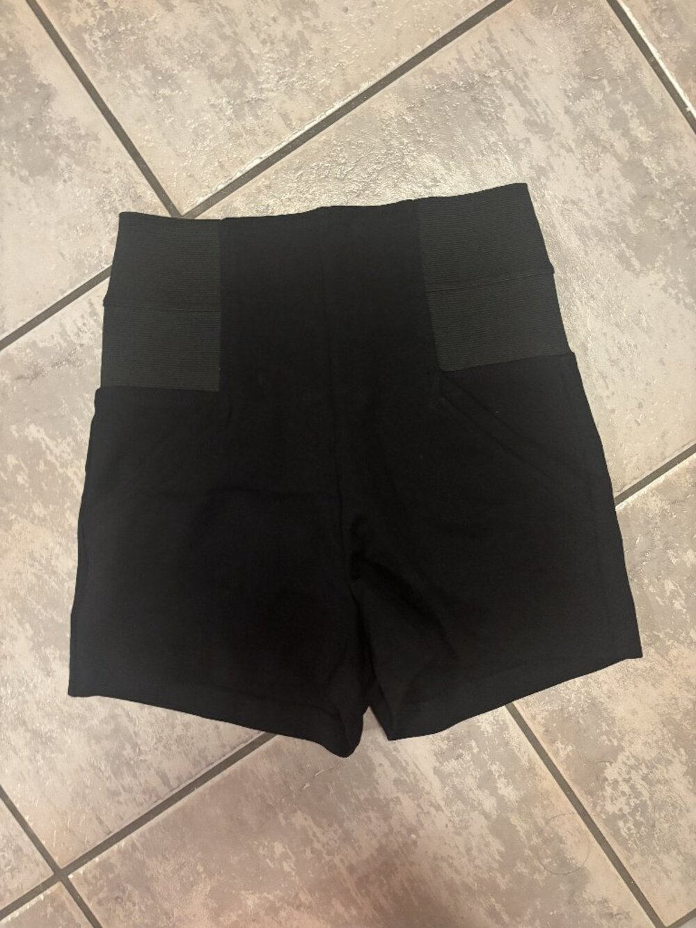 Guess Los Angeles High-Waisted Shorts, Black, Size XS